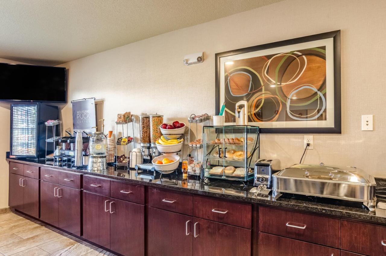 Cobblestone Inn & Suites - Bridgeport ภายนอก รูปภาพ